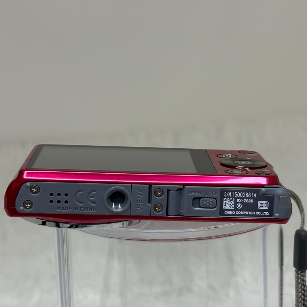 美品　CASIO カメラ　EX-ZS20 充電器　箱　レッド コンデジ　動作品