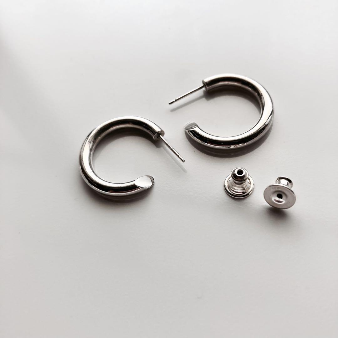 左2 新品 【 3mm×21mm 】両耳用 シルバー925 フープピアス