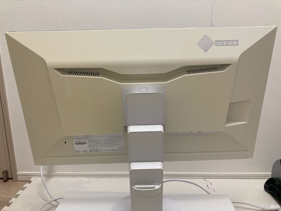 連休お値下げ EIZO FlexScan EV3285 白 31.5 モニター