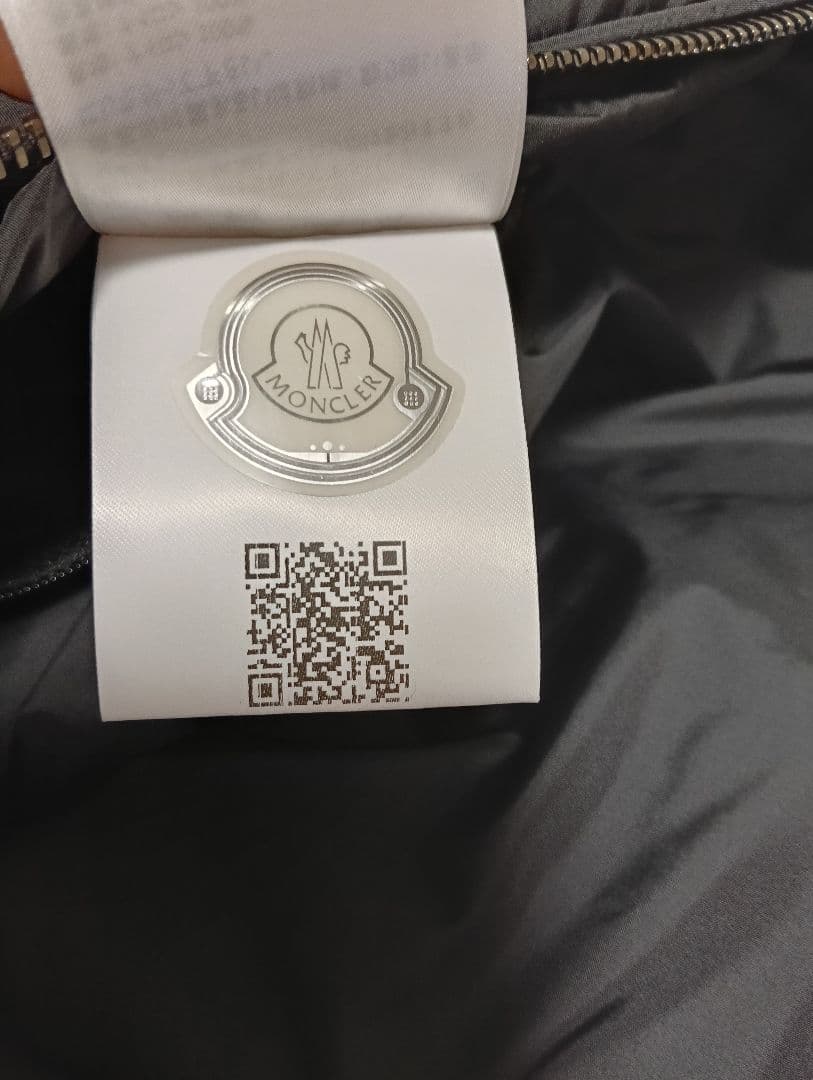 MONCLER キルティングライダースダウンジャケット（2）M〜L