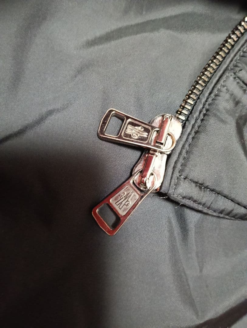 MONCLER キルティングライダースダウンジャケット（2）M〜L