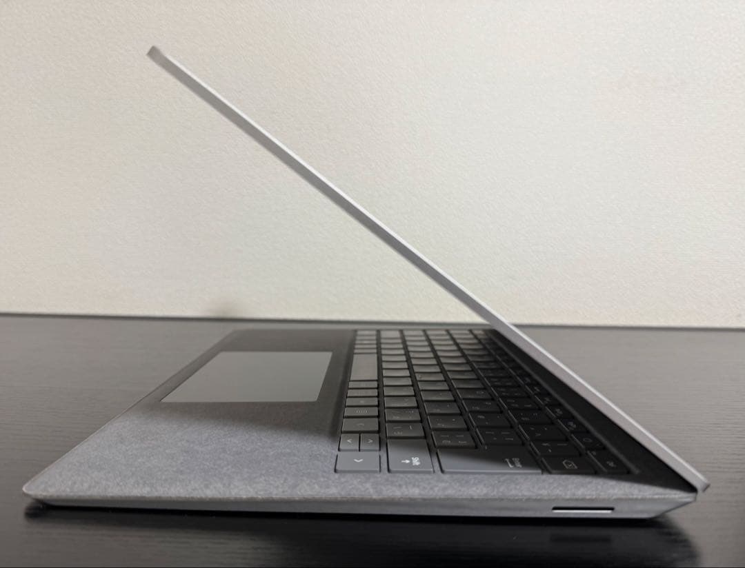 累積917 Surface Laptop5 256GB タッチ バッテリ88%