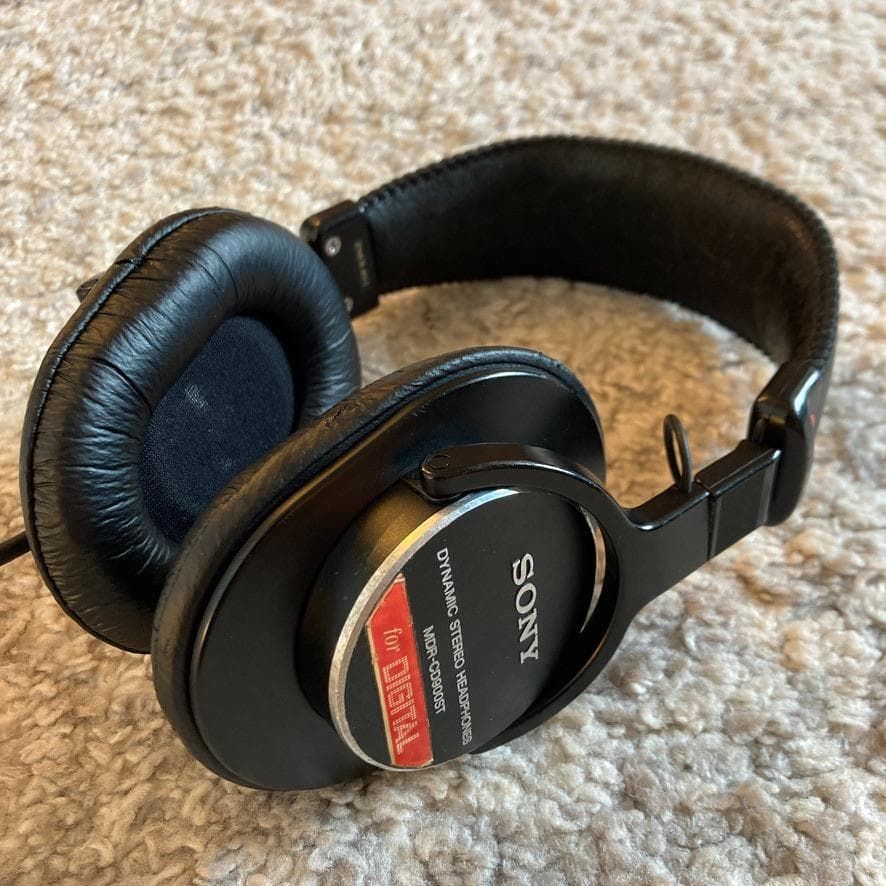 SONY MDR-CD900ST スタジオモニターヘッドホン 名機