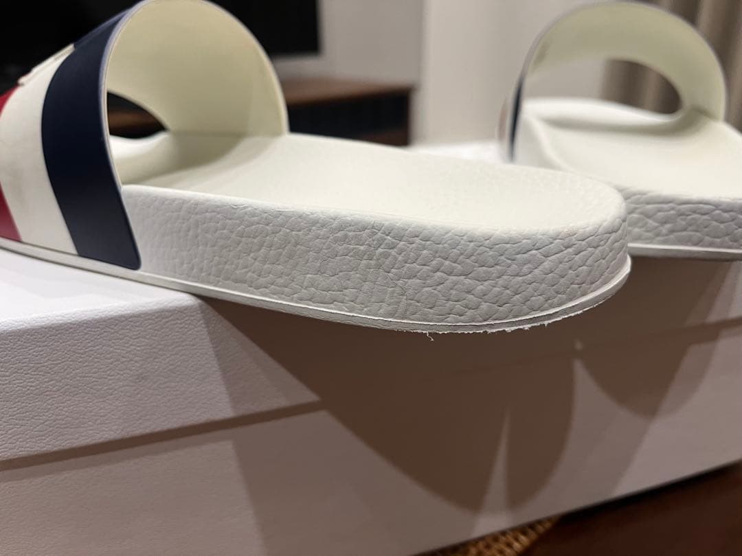 モンクレール スライドサンダル シャワーサンダル　箱付き