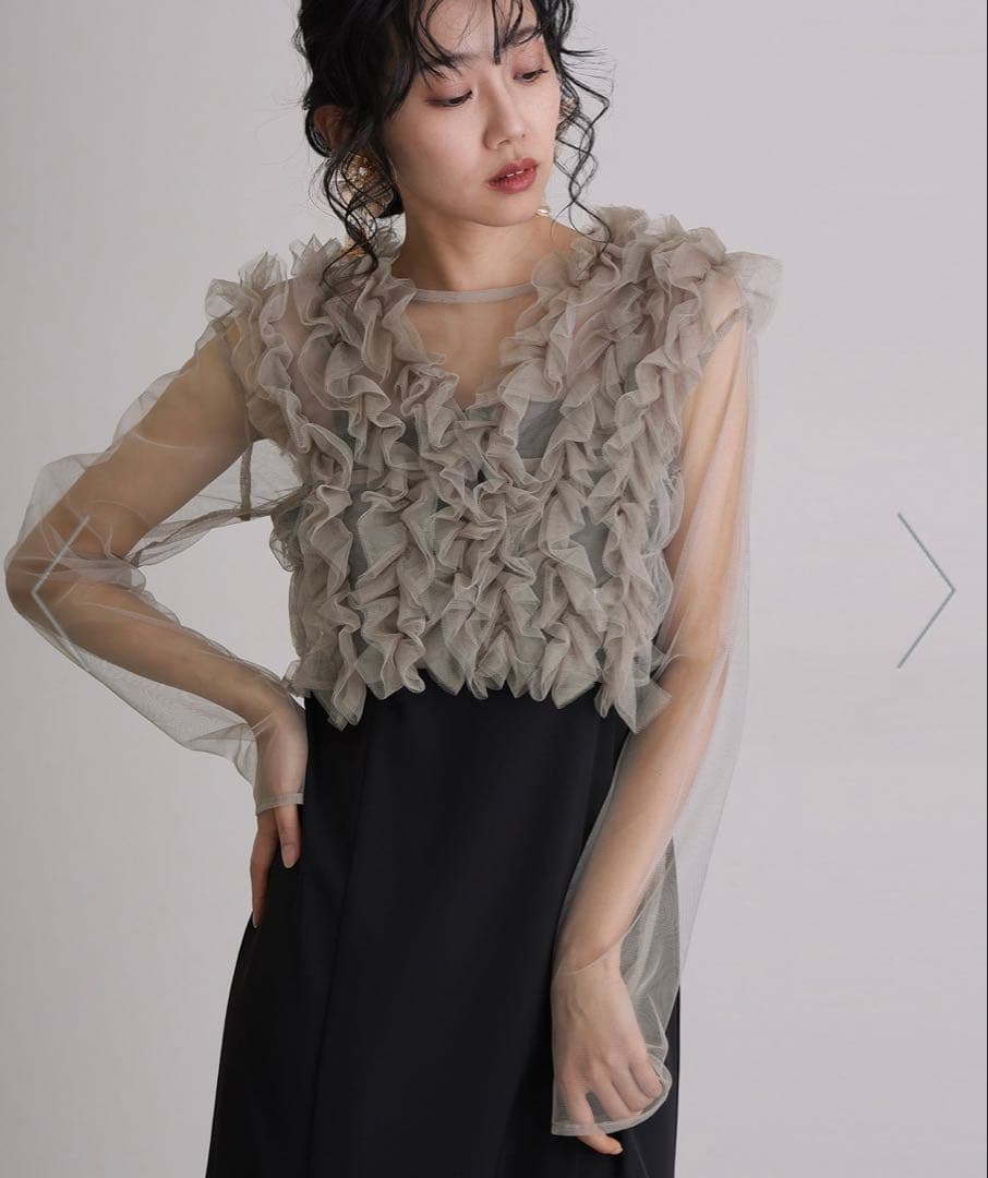 フリル付きシフォンパーティードレス