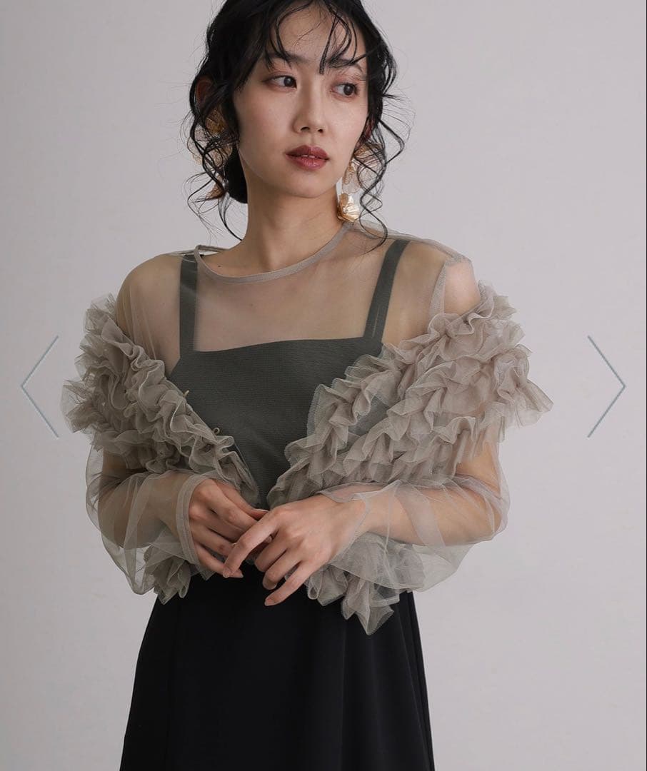 フリル付きシフォンパーティードレス