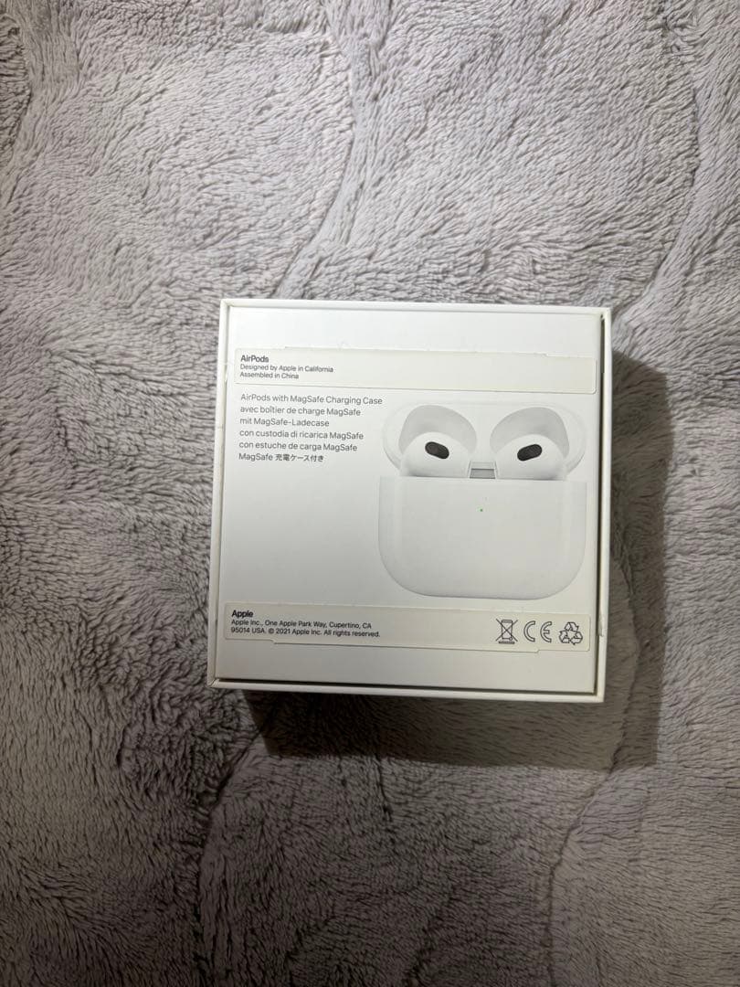 AirPods 第三世代 右耳 充電ケーブル付き