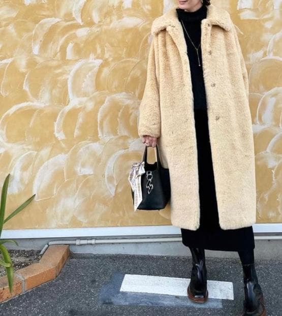 ジャケット・アウター THINK FUR/Rex Like Fur Cocoon coat/M