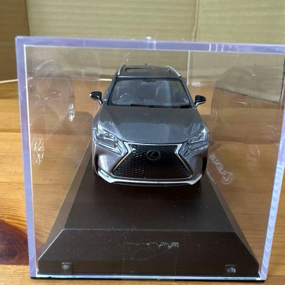 LEXUS NX 200t ミニカー 1/43 グレー 京商