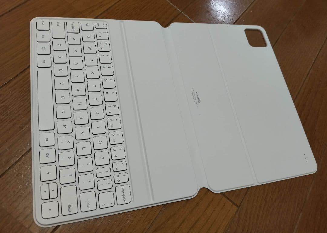 Xiaomi Pad 7本体、純正キーボード、カバー、スタイラスペン付き
