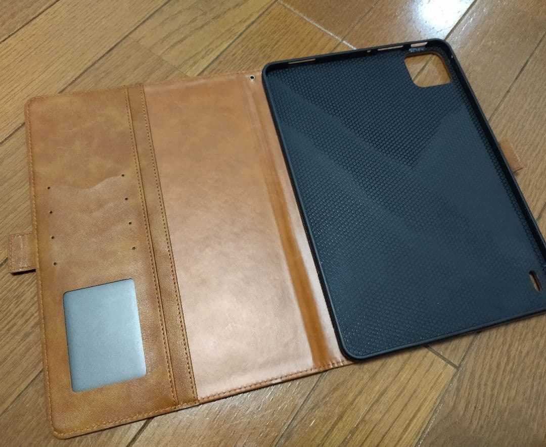 Xiaomi Pad 7本体、純正キーボード、カバー、スタイラスペン付き