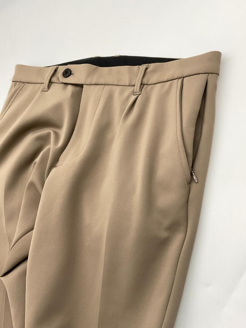 サイズL【新品】1PIU1UGUALE3 トラベルスラックスパンツ