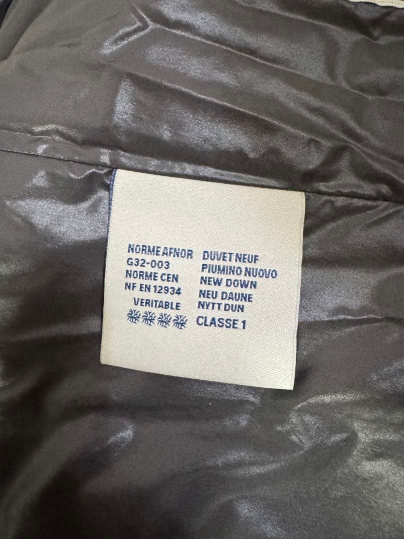 MONCLER 黒 ダウンジャケット