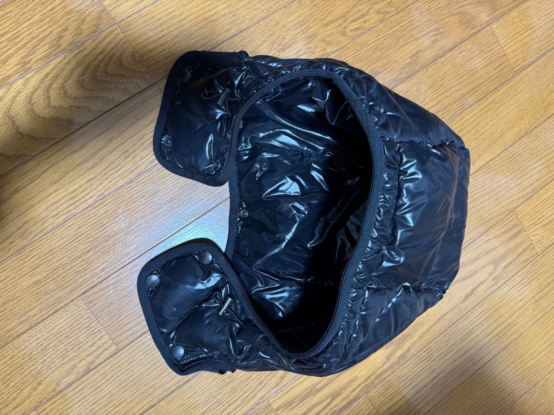 MONCLER 黒 ダウンジャケット