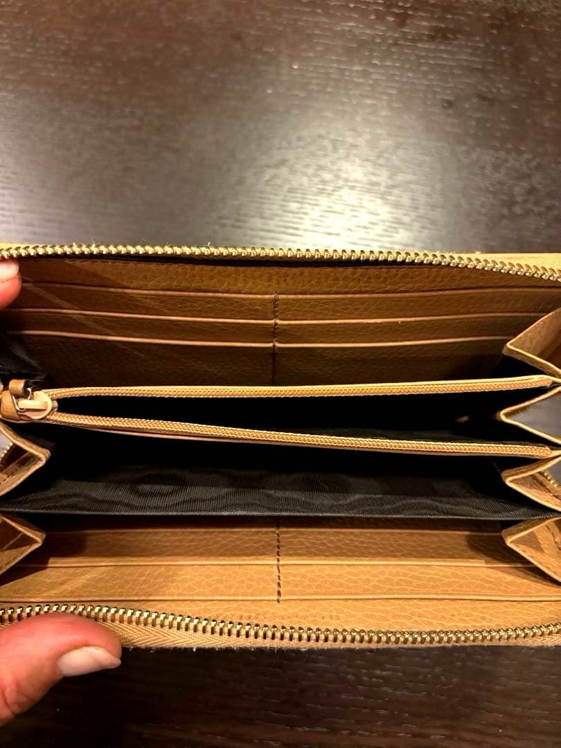 正規品　美品　グッチ財布　グッチ長財布　グッチインターロッキングG レザー