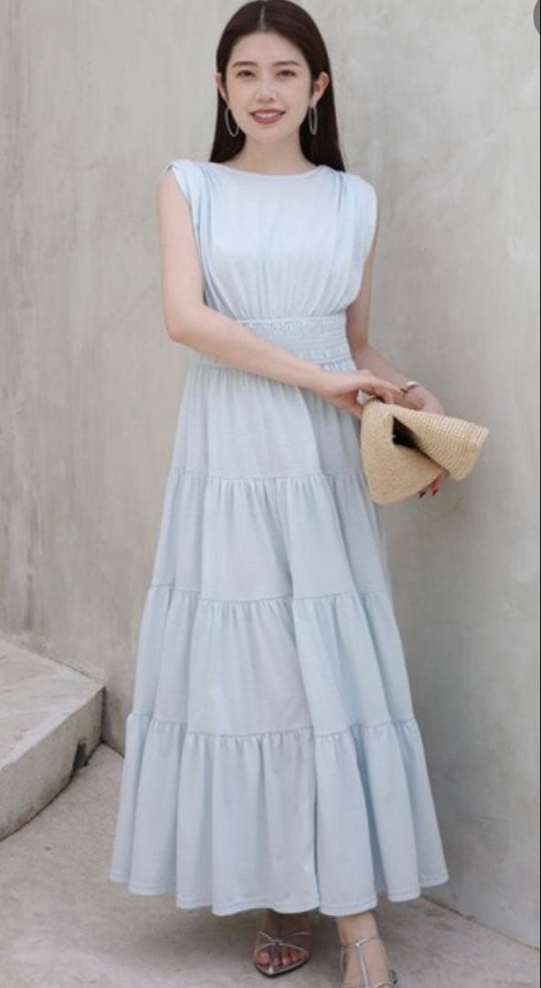 anuans ギャザーティアードカットワンピース アニュアンス