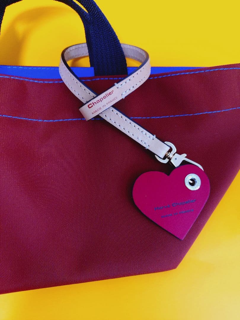 ☆新品未使用☆エルベシャプリエ 122L ハートチャーム ストラップ　ルージュ