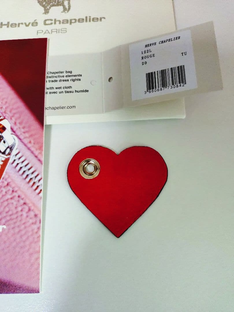 ☆新品未使用☆エルベシャプリエ 122L ハートチャーム ストラップ　ルージュ