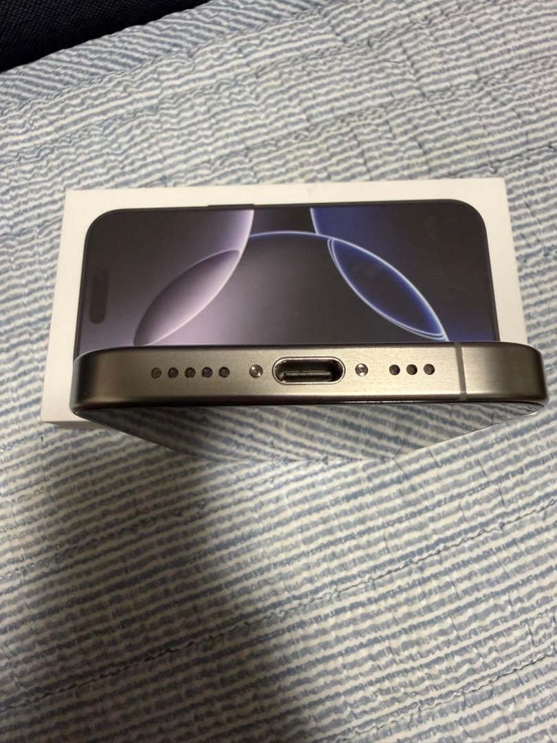 N*t様 [難あり]IPhone 15 Pro 512GB ナチュラル SIMフ