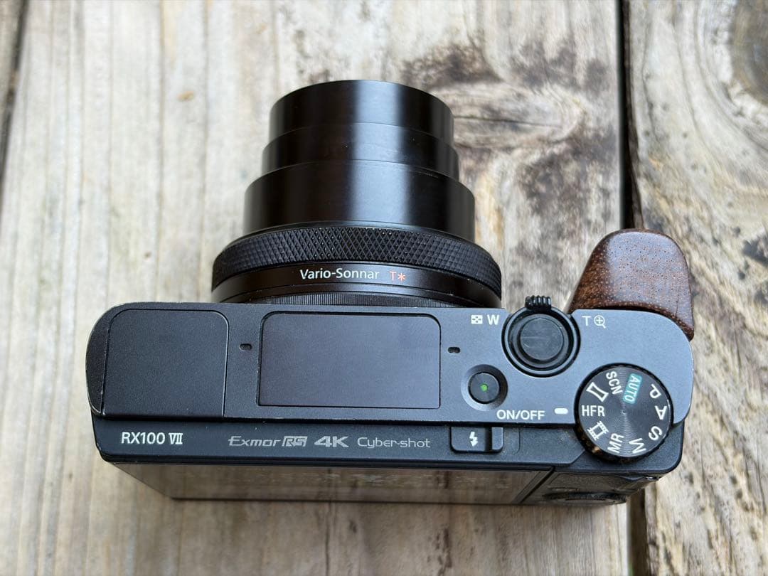 デジタルカメラ SONY Cyber-Shot DSC-RX100M7