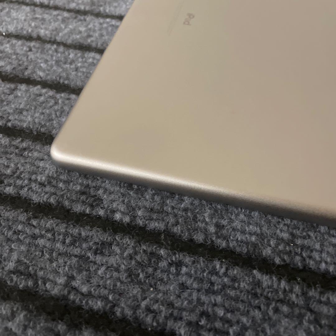 184 iPad Pro 12.9 2世代 64GB SIMフリー グレイ