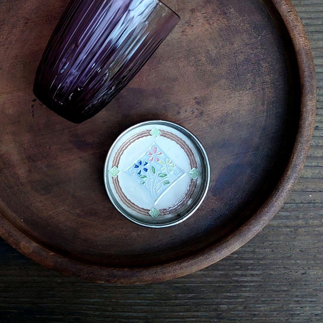 【ご成約】淡路珉平焼 ターコイズブルー 陽刻 花文様 7寸皿と骨董の器 おまとめ