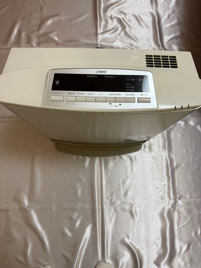 RC-L4001NP-1　ガスファンヒーター　プラズマクラスター付き