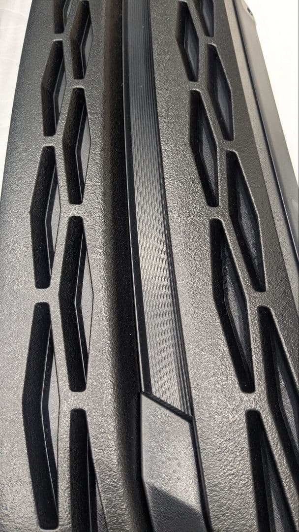 デリカD5　フロントバンパー　チッピングブラック塗装