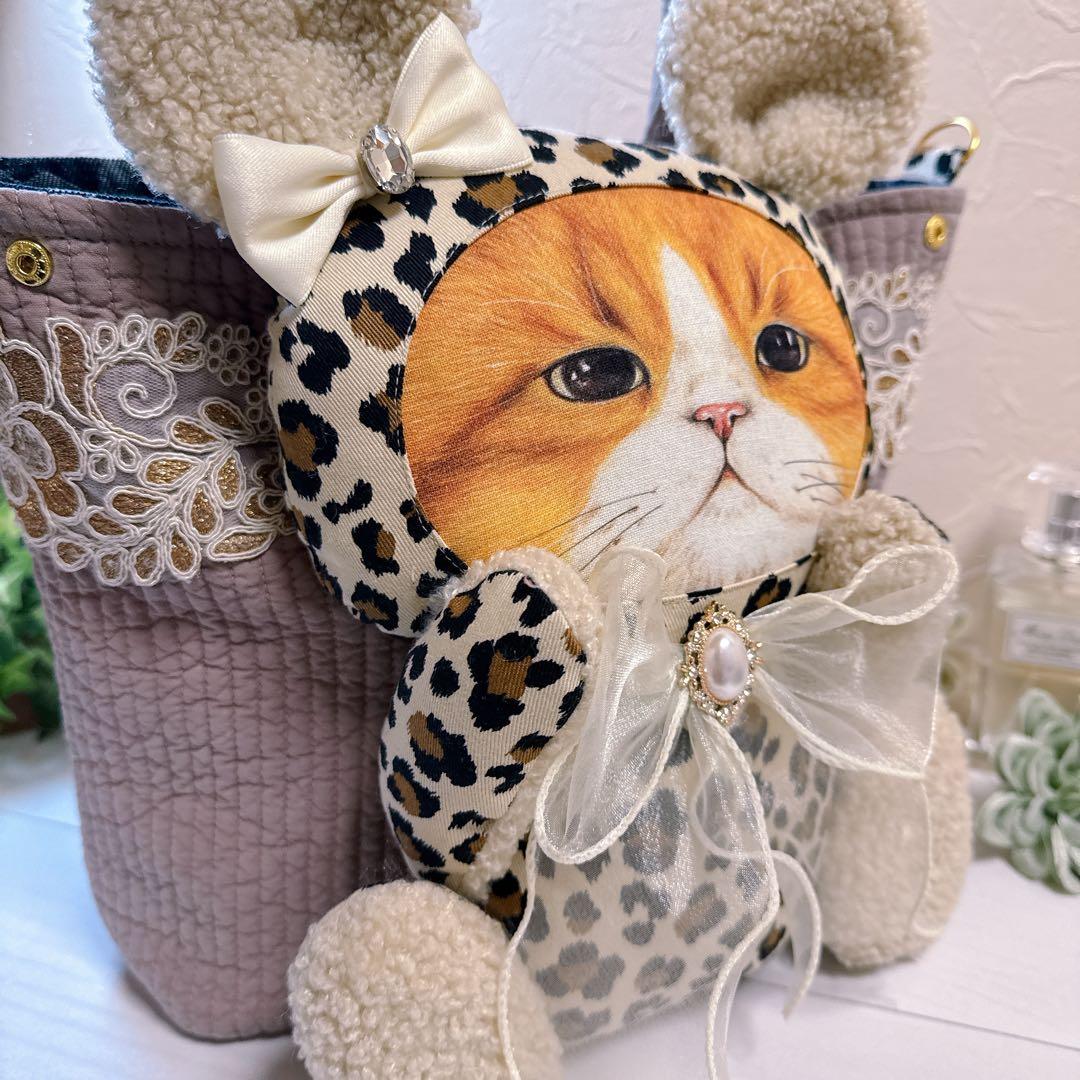 あ*き様 コヤンイサムチョン♡bigぶさかわハチワレにゃんのヌビ×インド刺繍トー