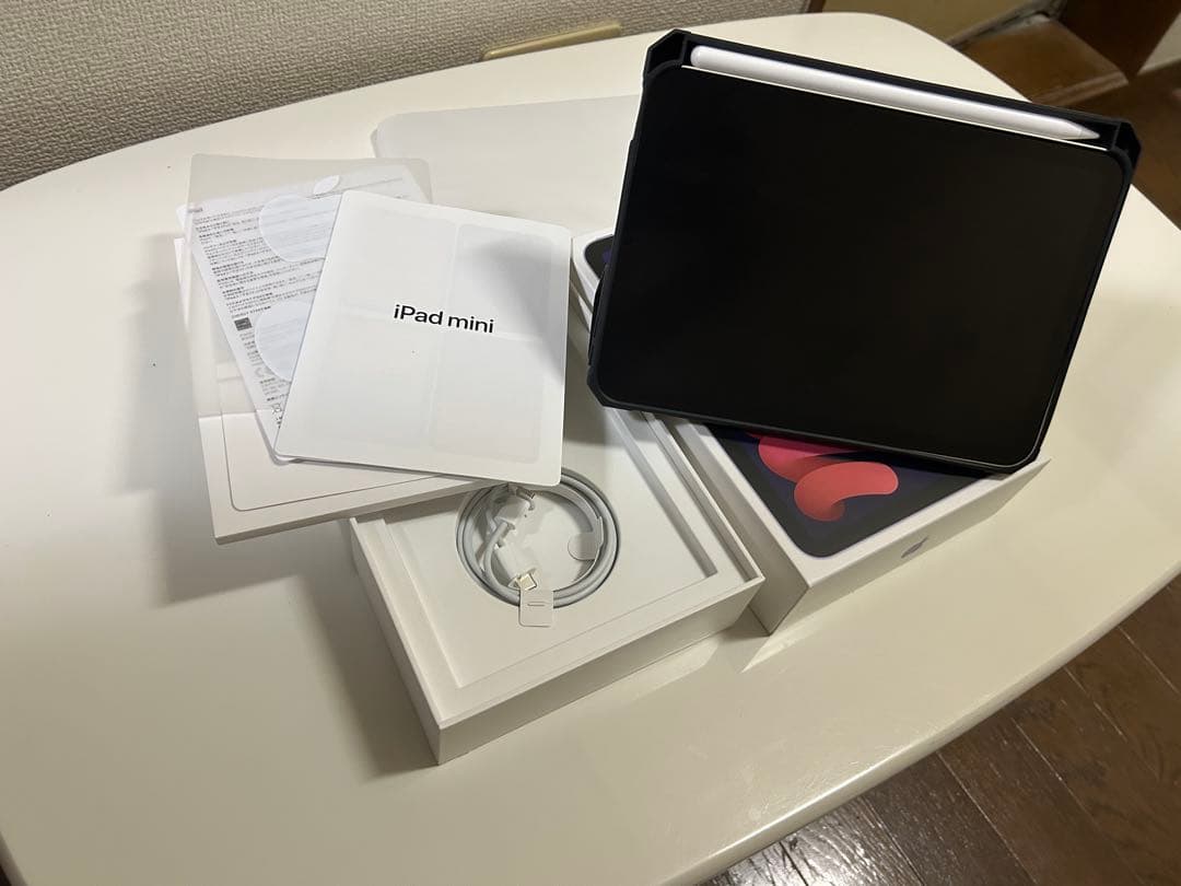 iPad mini 6 スターライト(64GB Wi-Fiモデル)+おまけ