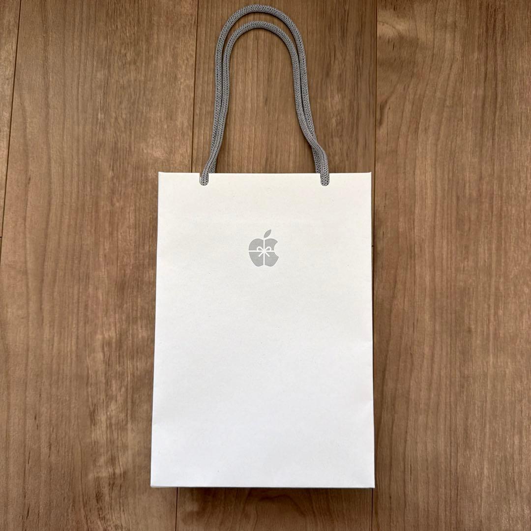 ショッパー付き美品♪Apple iPhone 15Pro max ホワイト 本体