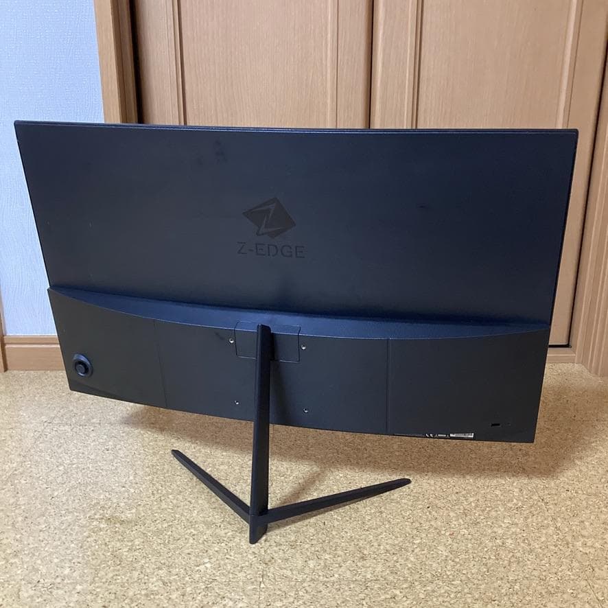 Z-Edge UG24 湾曲 ゲーミングモニター24インチ