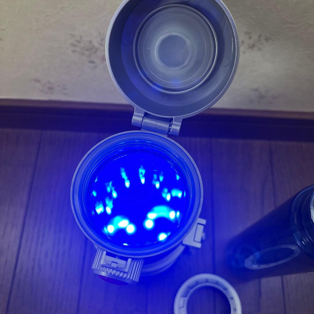 kanako　香港ディズニーランド　水筒　スターウォーズ　ライトセーバー型