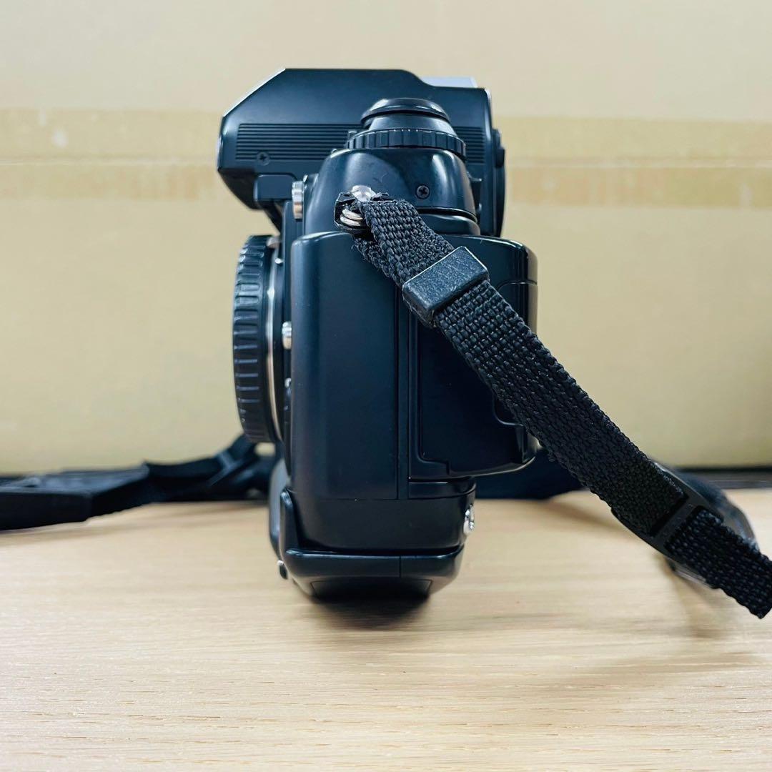 Nikon ニコン F4 フィルム カメラ ボディ MB-21 WW9432