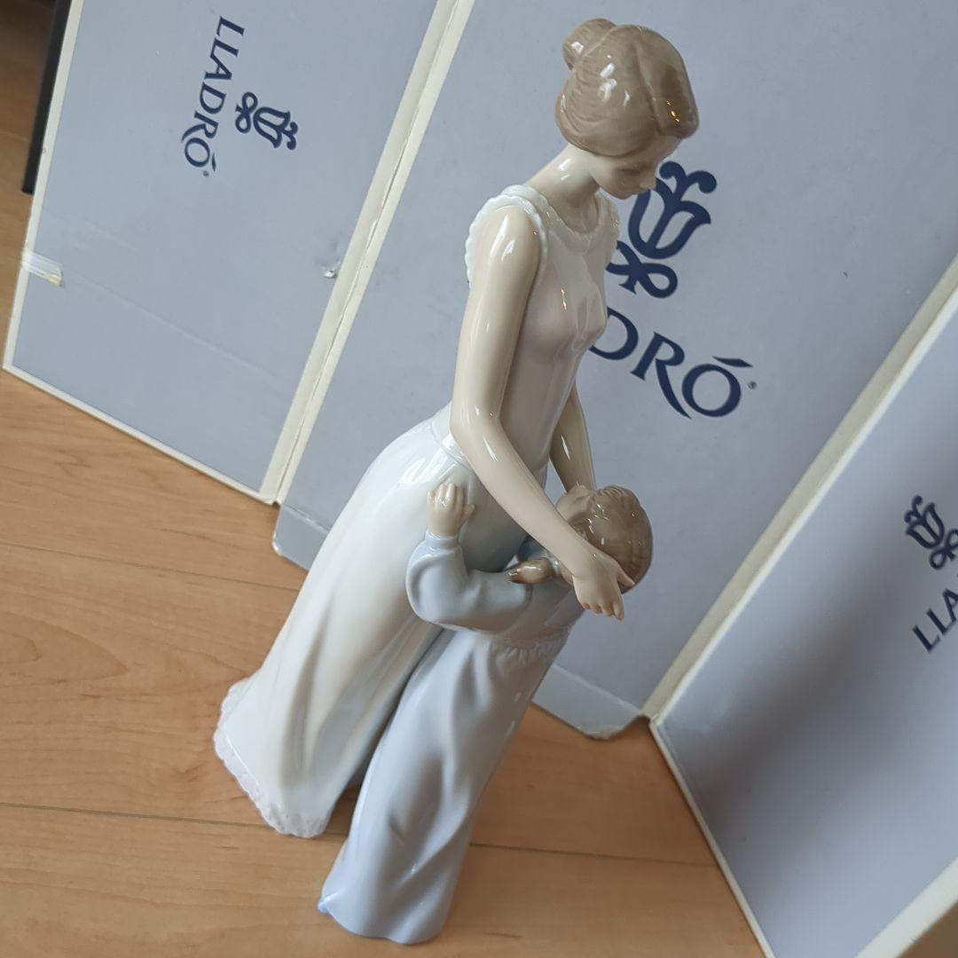 リヤドロ　大好きなママ