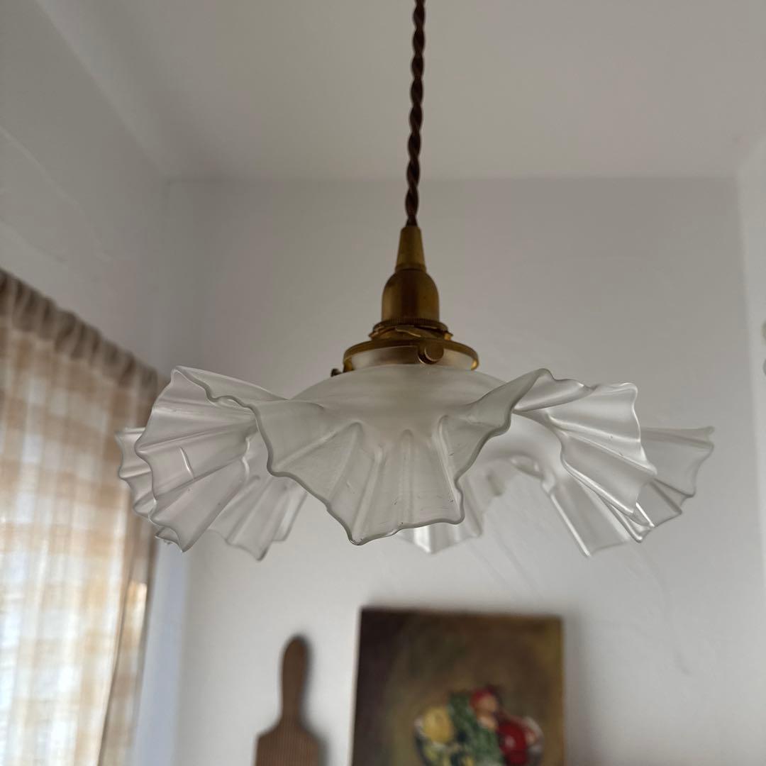 フランスアンティーク　ガラスシェード　フロストガラス　フリルシェード