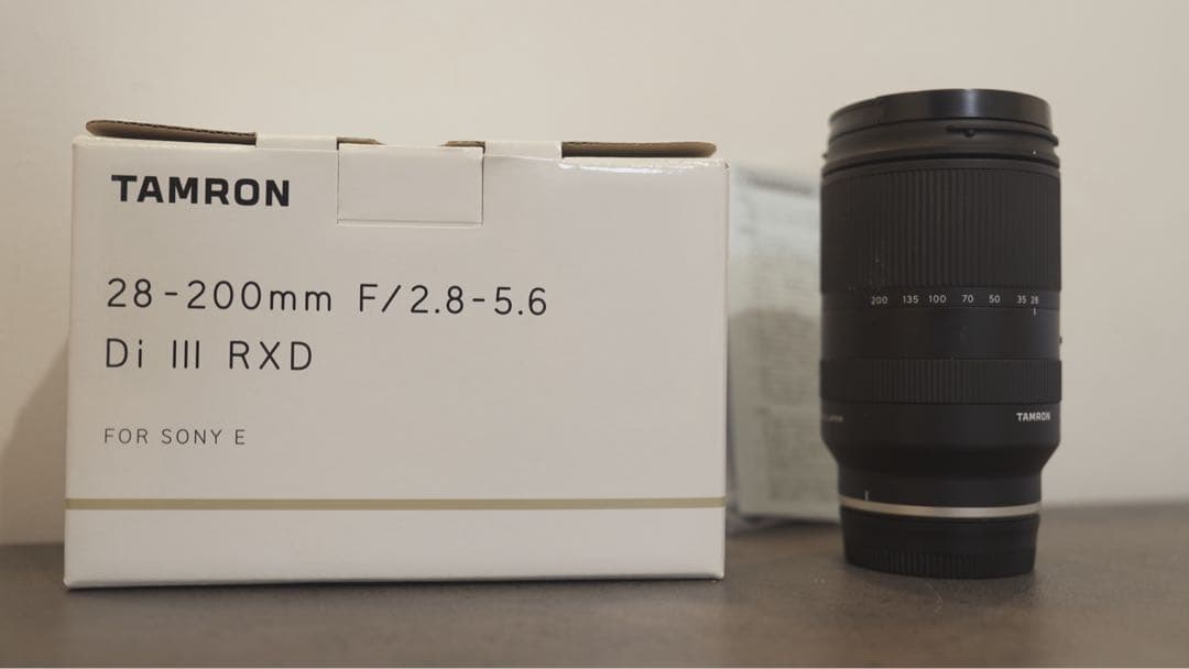 Tamron 28-200mm F/2.8-5.6 ズームレンズ