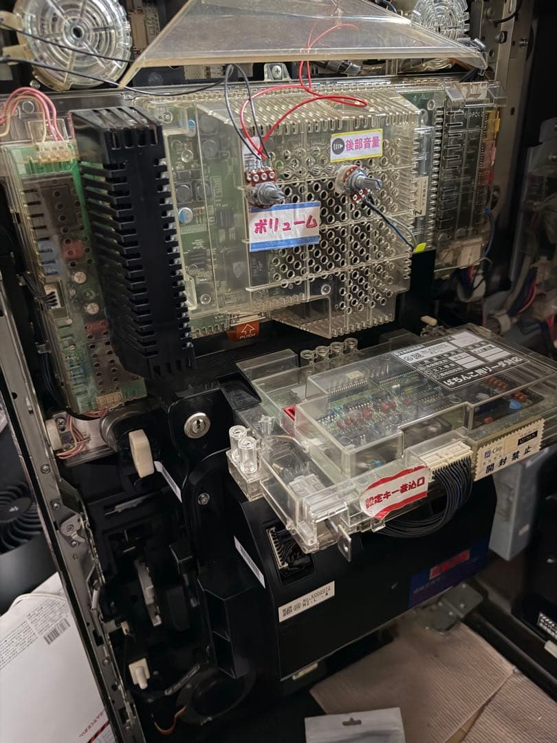 サドラブパチスロ　バジリスク　5号機初代　不要機付き　実機　送料無料