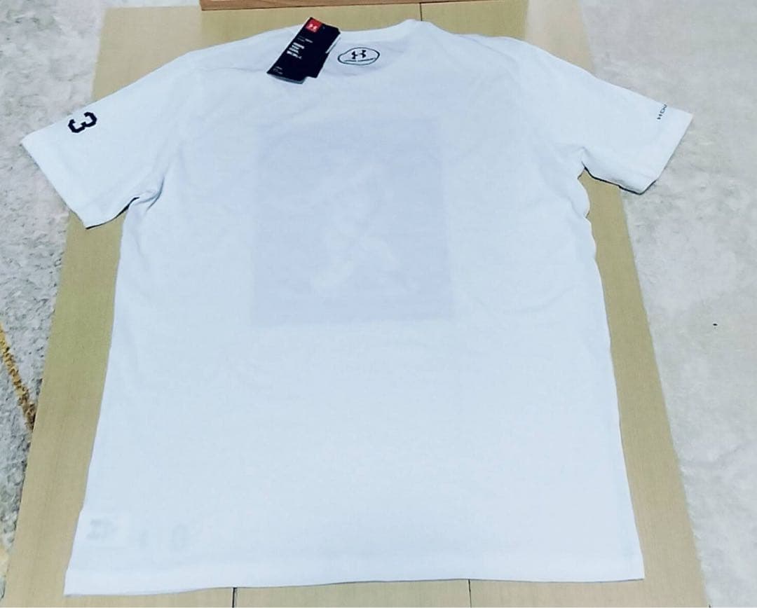 タグ付新品　読売ジャイアンツ　長嶋茂雄選手　傘寿祝いシャツ　G3×UA