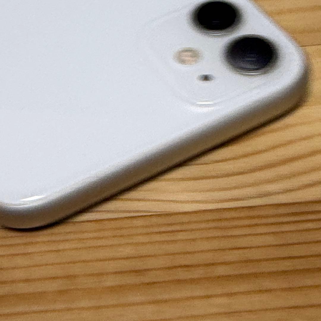 バッテリー新品　iPhone 11 SIMフリー　128GB
