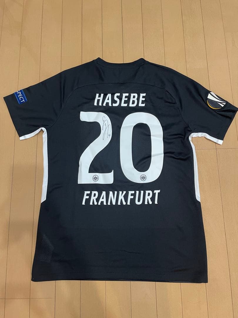 [長谷部選手直筆サイン入り]フランクフルト 21/22 公式レプリカユニフォーム