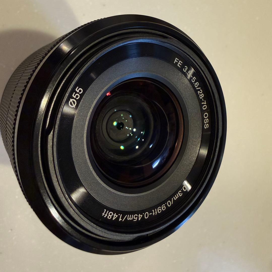 美品SONY FE 28-70mm F3.5-5.6 OSS ズームレンズ