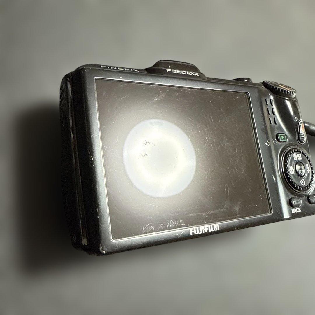 Fujifilm EXR 16メガピクセル