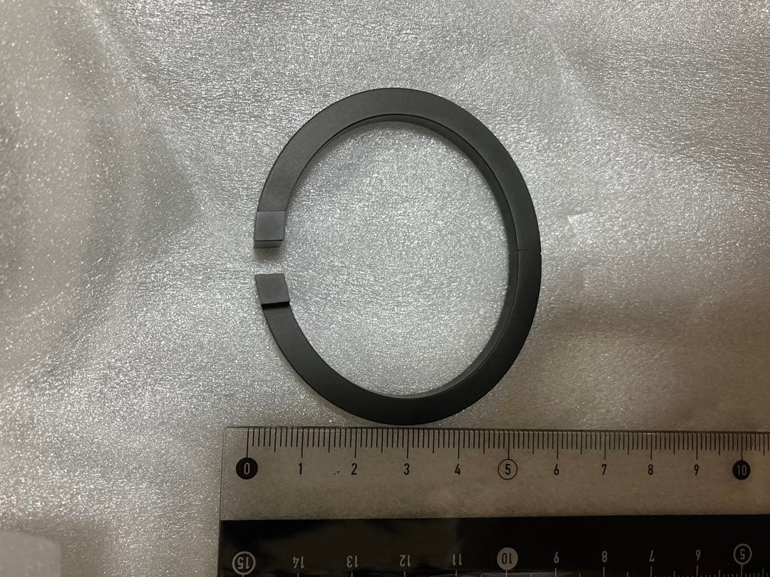 Tiffany & Co. Tスクエアバングル【美品】