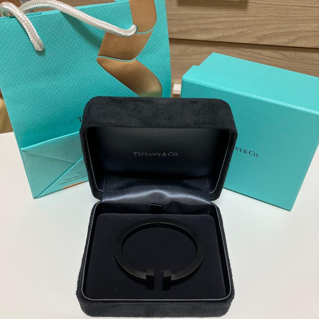 Tiffany & Co. Tスクエアバングル【美品】
