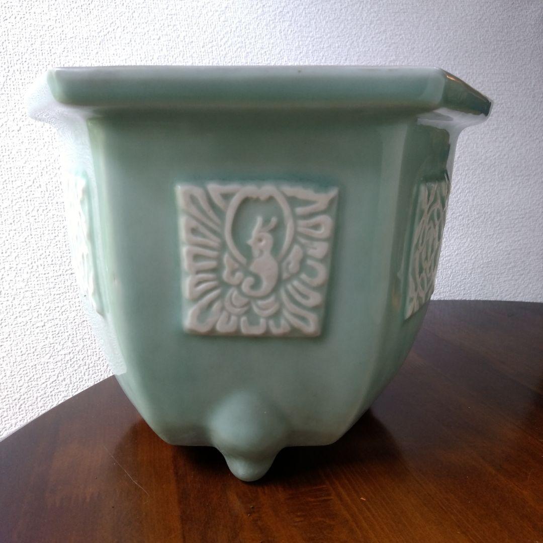 瀬戸　青磁貼付　植木鉢　骨董