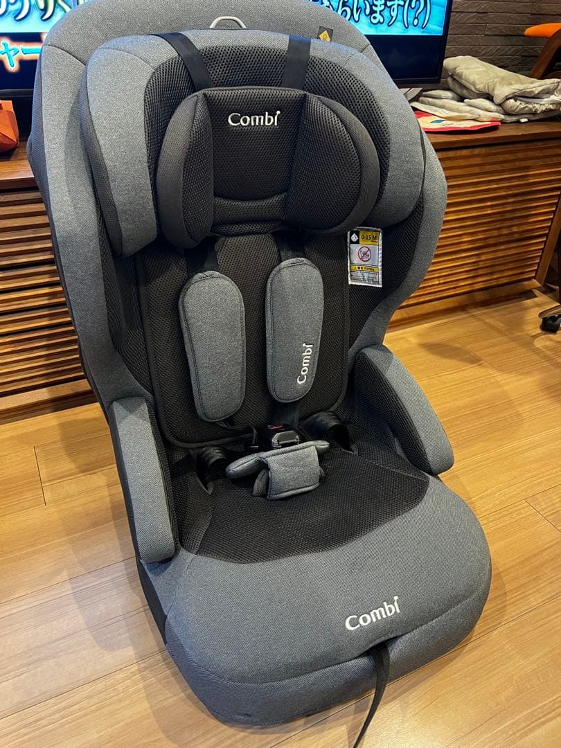 極美品 コンビ ジョイトリップアドバンス　エッグショックSA ISOFIX