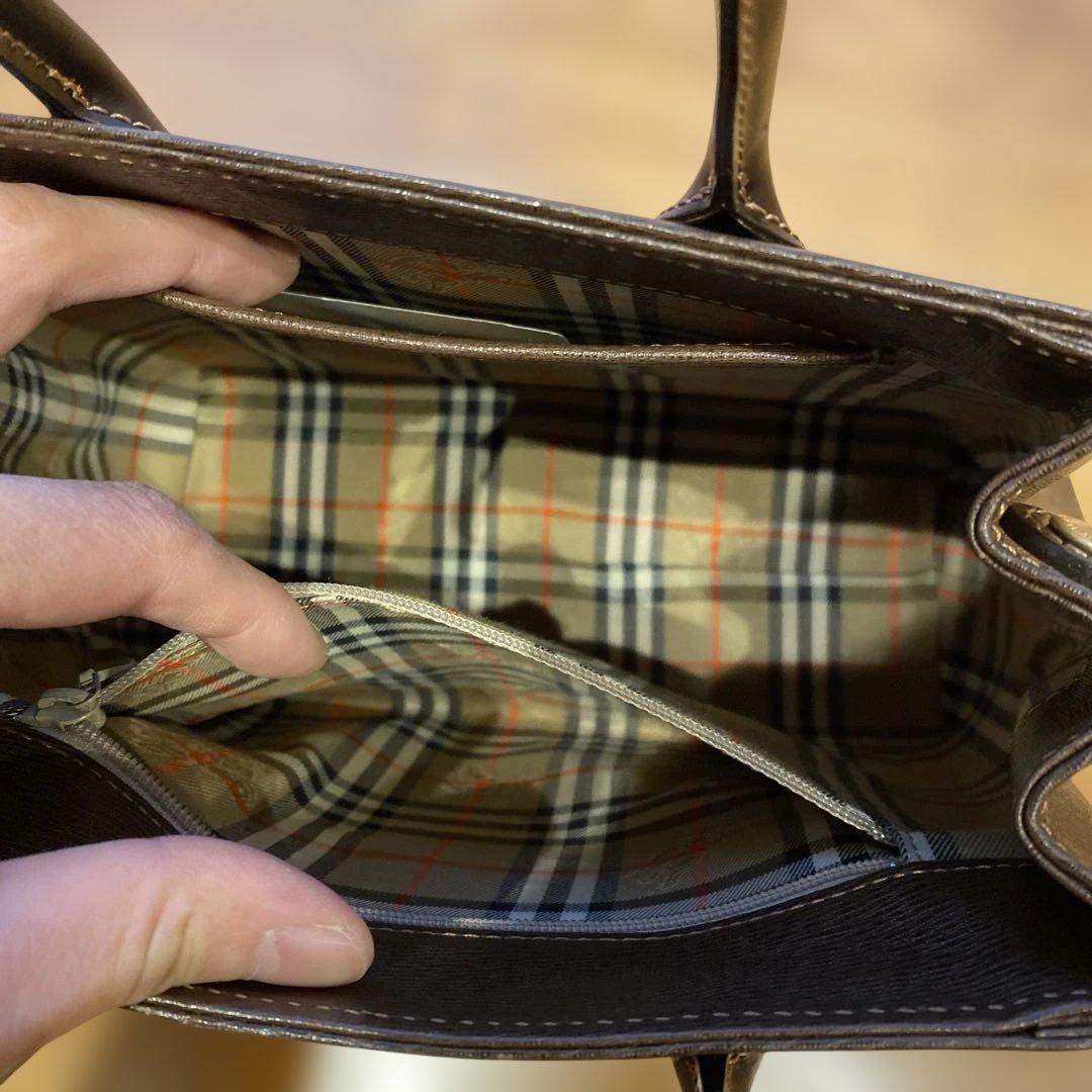 【新品未使用保管品】BURBERRYバーバリーレザーハンドバック