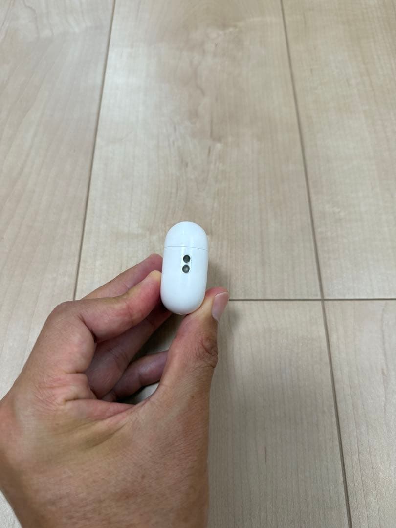 AirPods Pro 2 エアポッズプロ2 純正　正規品　本物　付属品あり