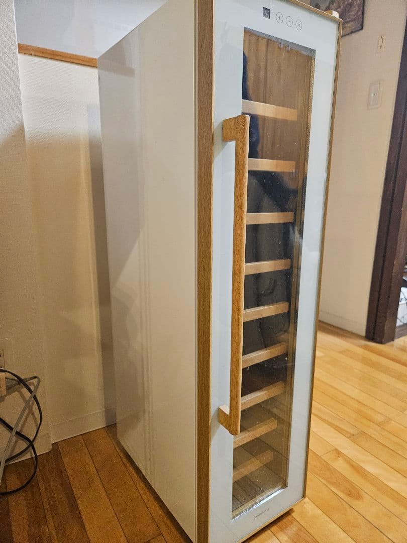 中古美品デバイスタイル ワインセラー ホワイト CF-P18W-W